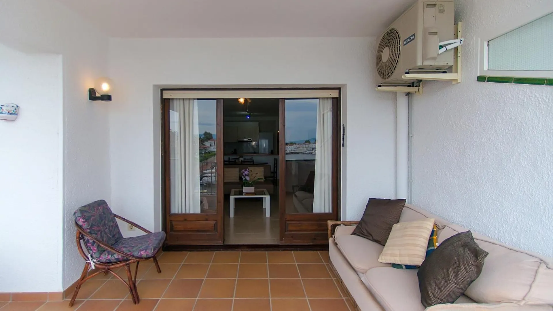 Welcs Apartamento 243 Emp Con Terraza Con Vista 艾姆布里亚布拉瓦 西班牙